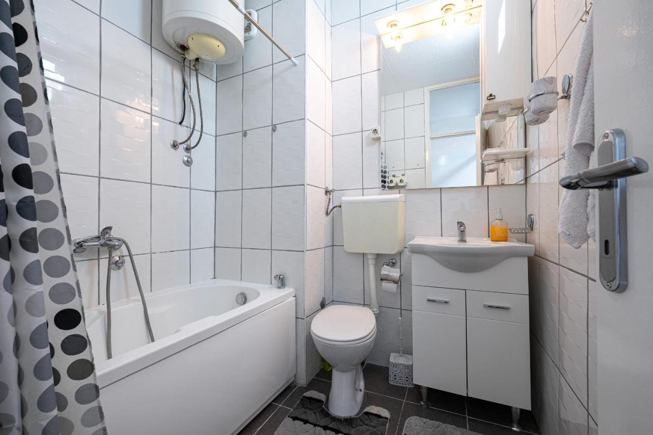 Clock Tower Lux Apartment Podgorica Zewnętrze zdjęcie