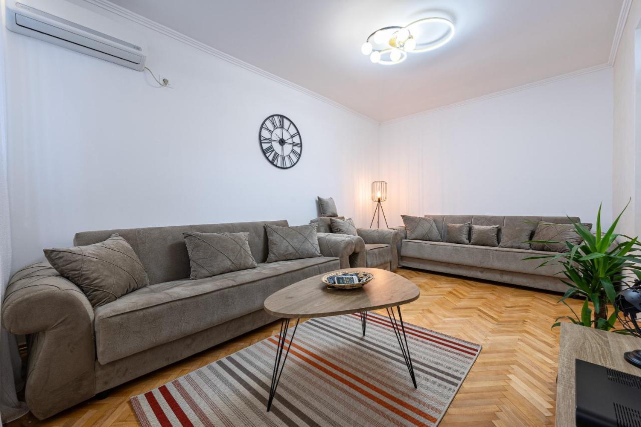 Clock Tower Lux Apartment Podgorica Zewnętrze zdjęcie